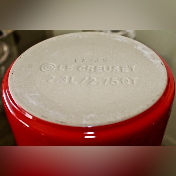 LE CREUSET RED 2.3L/2.75QT UTENSIL CROCK 6 INCH NEW - Picture 4 of 4